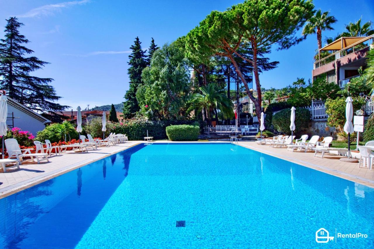 Apartamento Free Parking-Sea View, With Pool & Garden San Remo Exterior foto