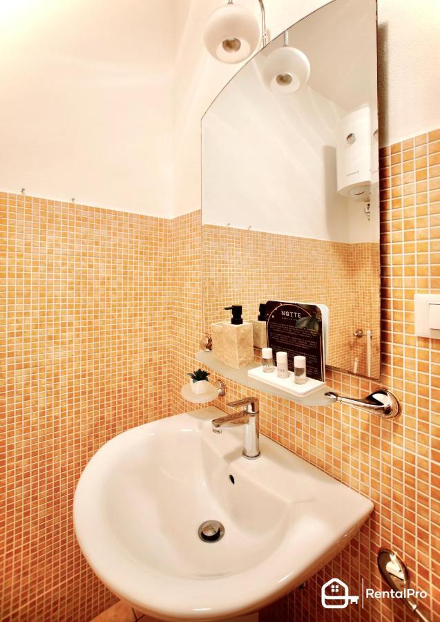 Apartamento Free Parking-Sea View, With Pool & Garden San Remo Exterior foto